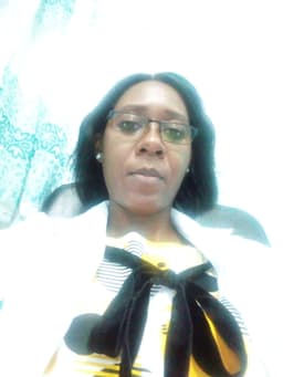 Mme. POUENE Manuella